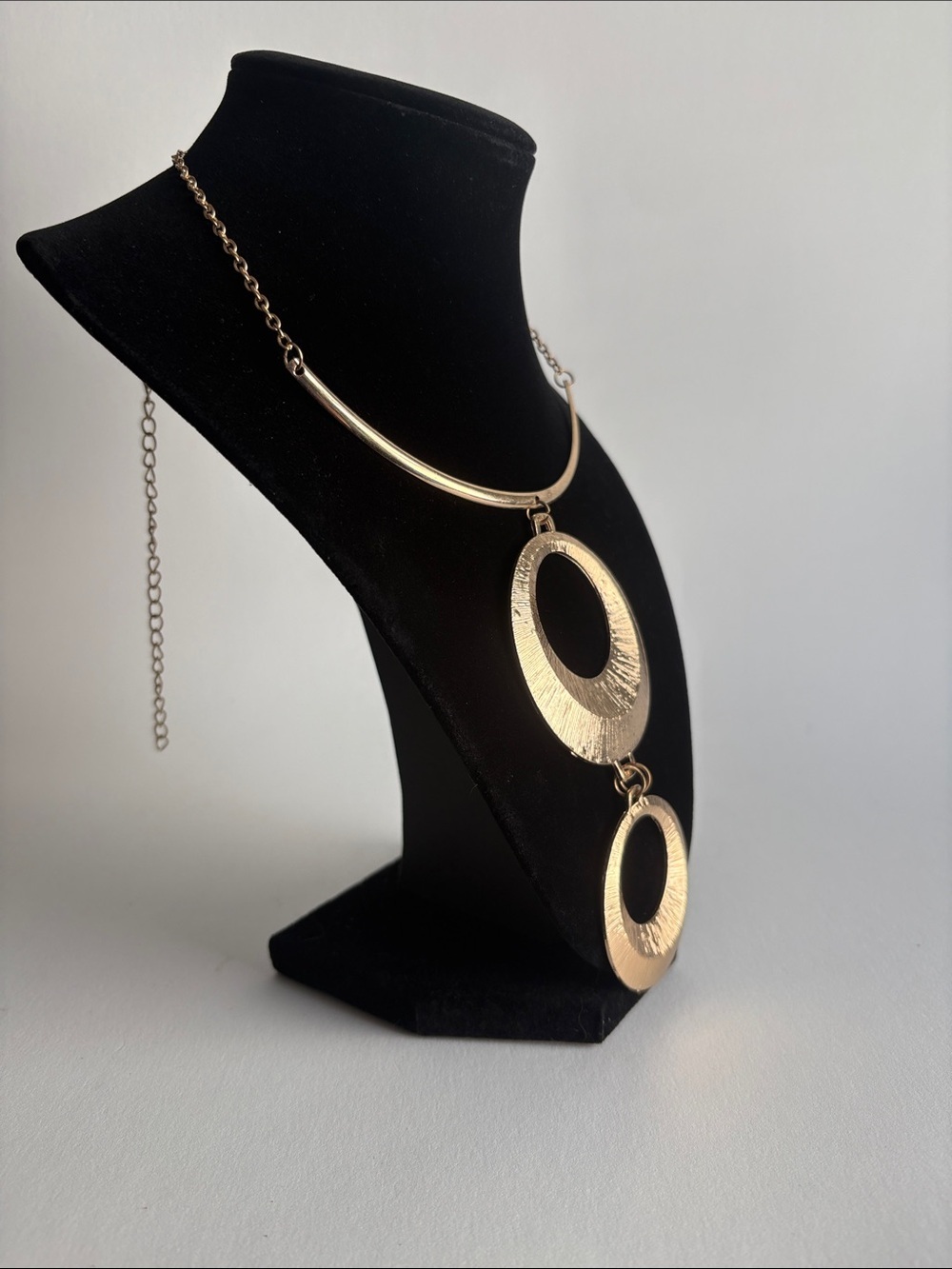 Gold Double Circle Necklace Textured Open Pendant Women Jewelry - Picture 2 of 4